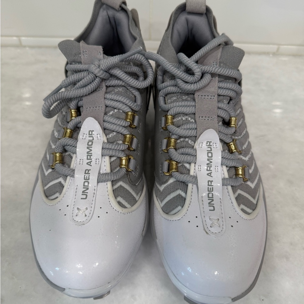 Under Armour Harper 9 Pro TPU Men’s gray cleats - size 7